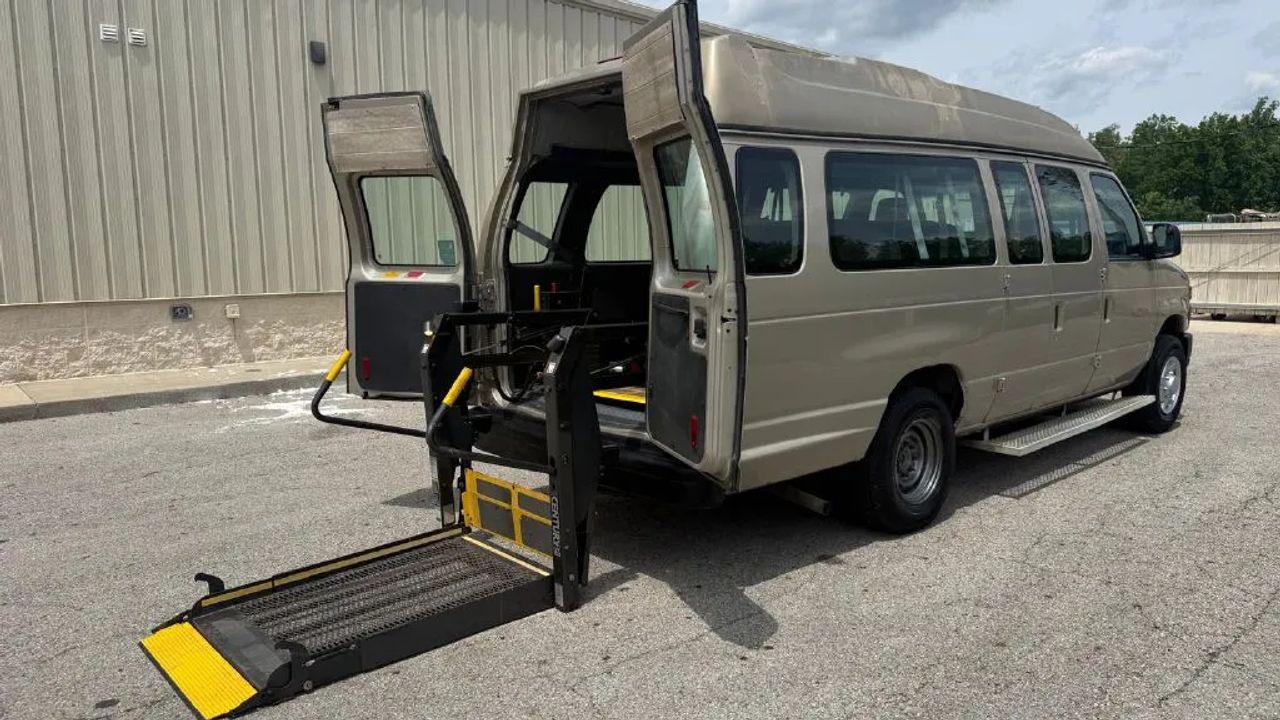 ford e-series econoline van 2010 1FTNS2EW2ADA95082 image ford e-series econoline van 2010 1FTNS2EW2ADA95082 image